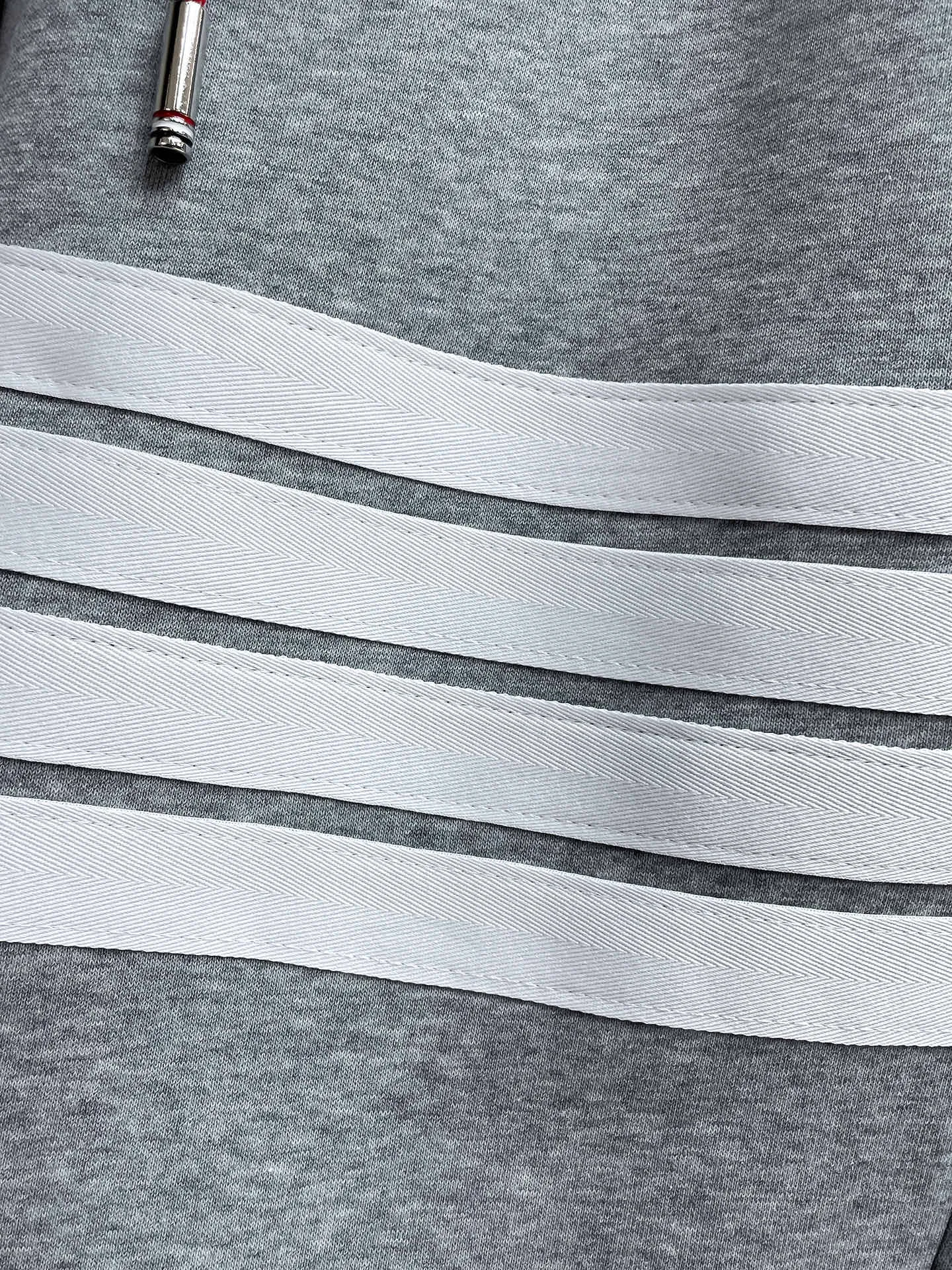 TB 2026 ， ，Original ， ， ， 🪡 logo， ， ， ， Sizes：M-3XL